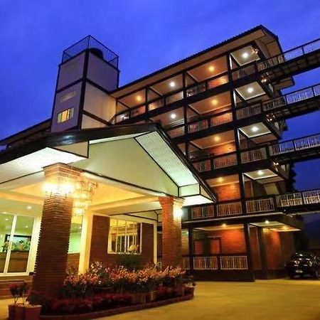Rimtara Residence Patan Чиангмай Екстериор снимка