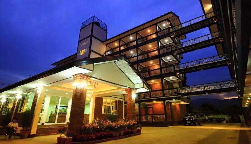 Rimtara Residence Patan Чиангмай Екстериор снимка